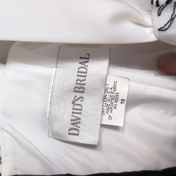 David's Bridal White and Black Floral Corset Back Midi Prom Dress Size 10 - Picture 2 of 7
